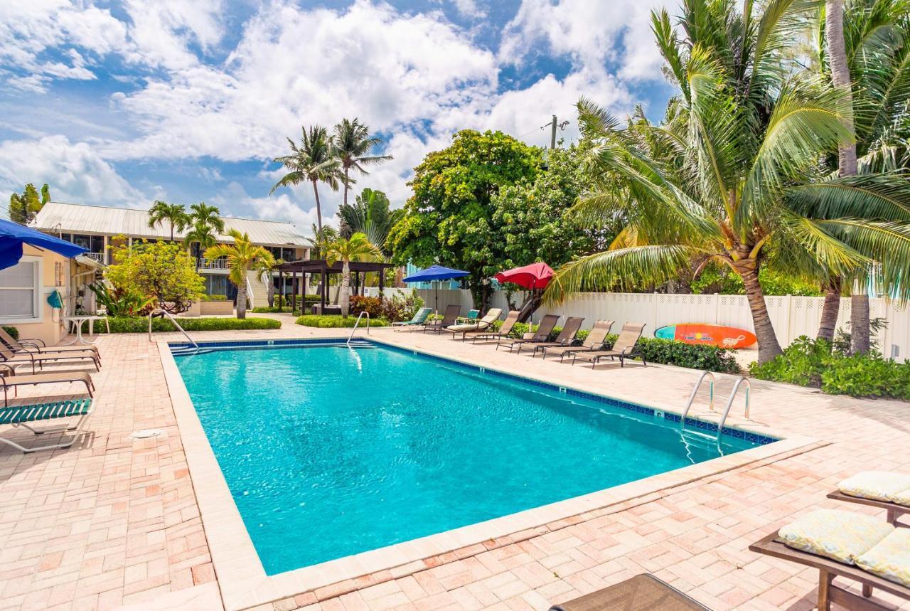Beach Living At Island Pine Villas Blse ジョージ・タウン エクステリア 写真