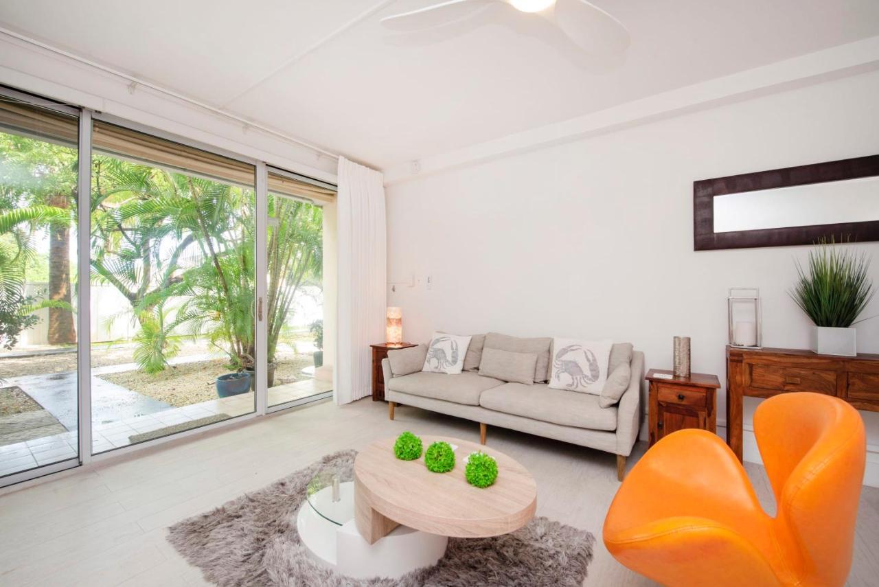 Beach Living At Island Pine Villas Blse ジョージ・タウン エクステリア 写真