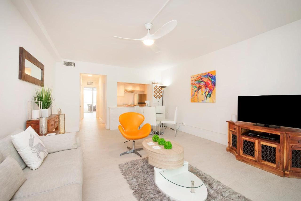 Beach Living At Island Pine Villas Blse ジョージ・タウン エクステリア 写真