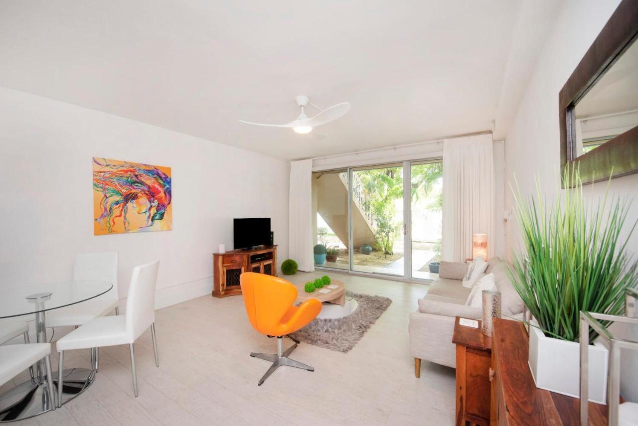 Beach Living At Island Pine Villas Blse ジョージ・タウン エクステリア 写真